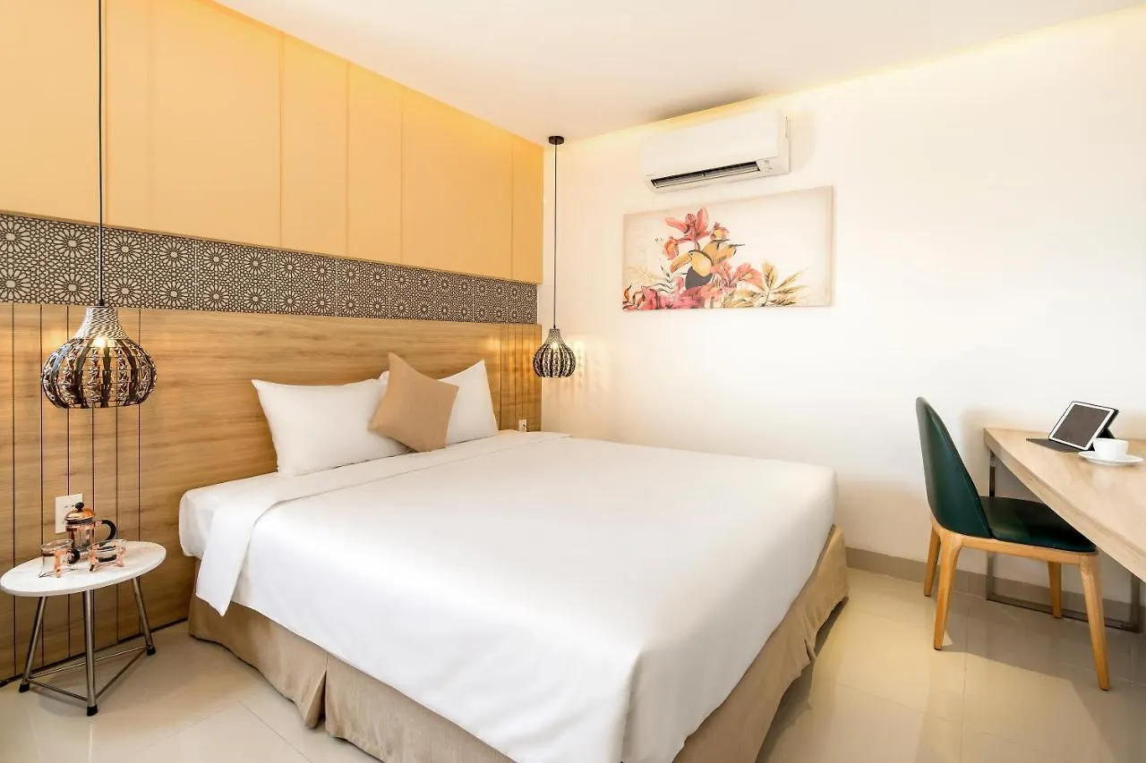Bella Merry Hotel And Apartment Da Nang
